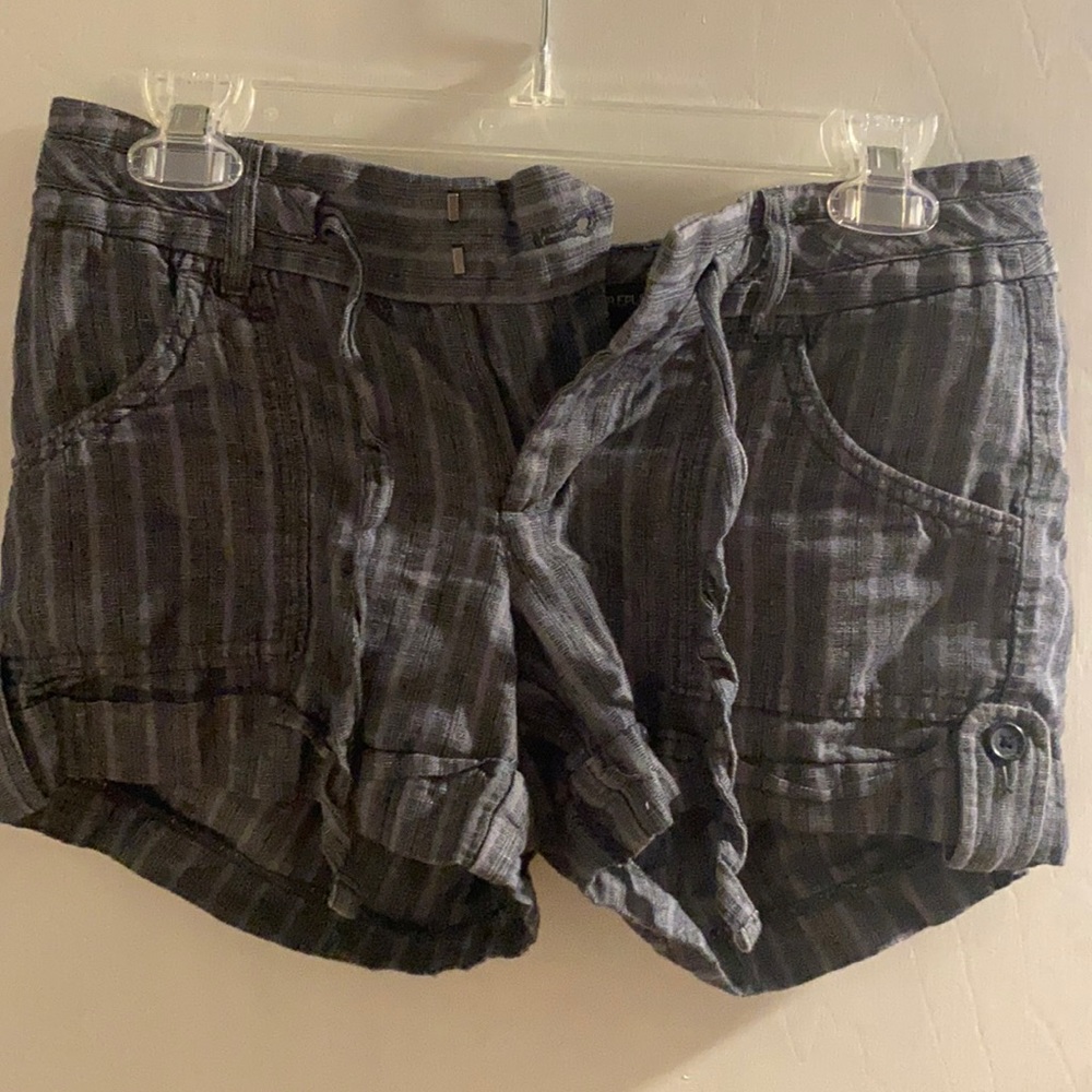 Banana Republic Grey Strip Shorts Size 2
